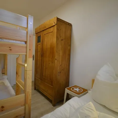 Apartamento Triftweg 10 *