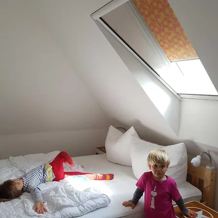 Triftweg 10 Апартаменты Кёльпинзе