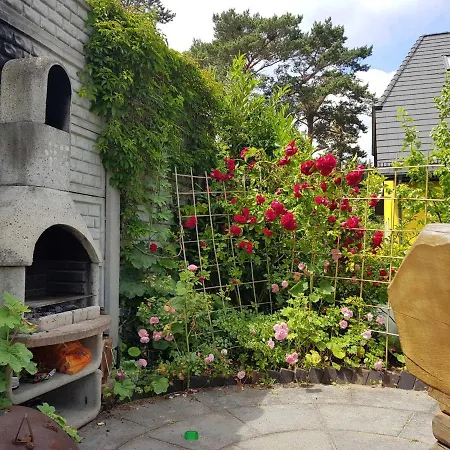 Triftweg 10 Апартаменты Кёльпинзе